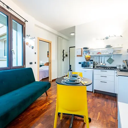 Centro-stazione Express Apartment Parma